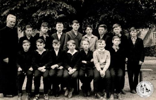 klasa-VIIb-14-maja-1965-r.-chlopcy